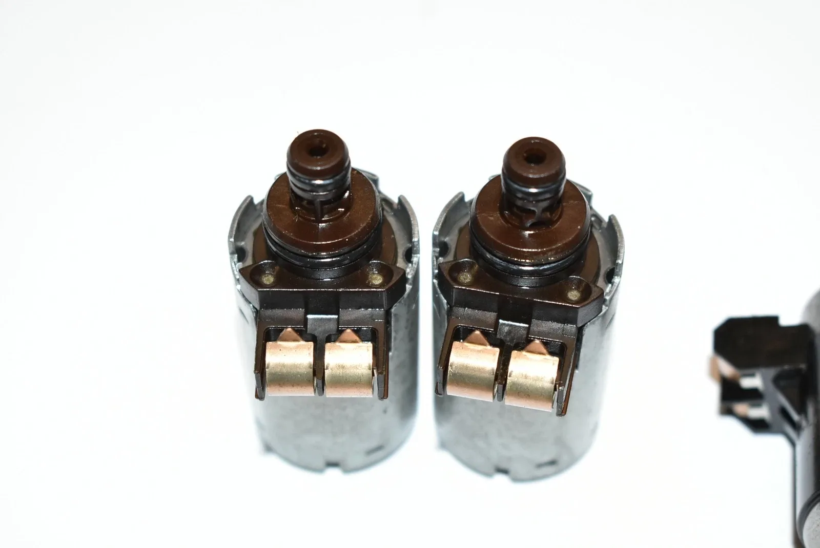 2002-2005 Mercedes-Benz ML500 Transmission Valve Body Solenoid Set A140 277 03 98 image 3