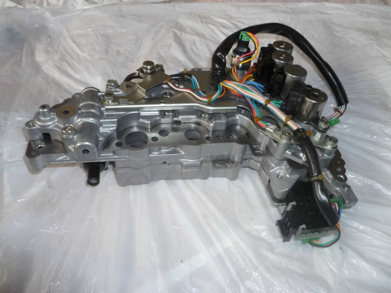 OEM CVT TRANSMISSION VALVE BODY TOSOK 10S067 / JFO10E
