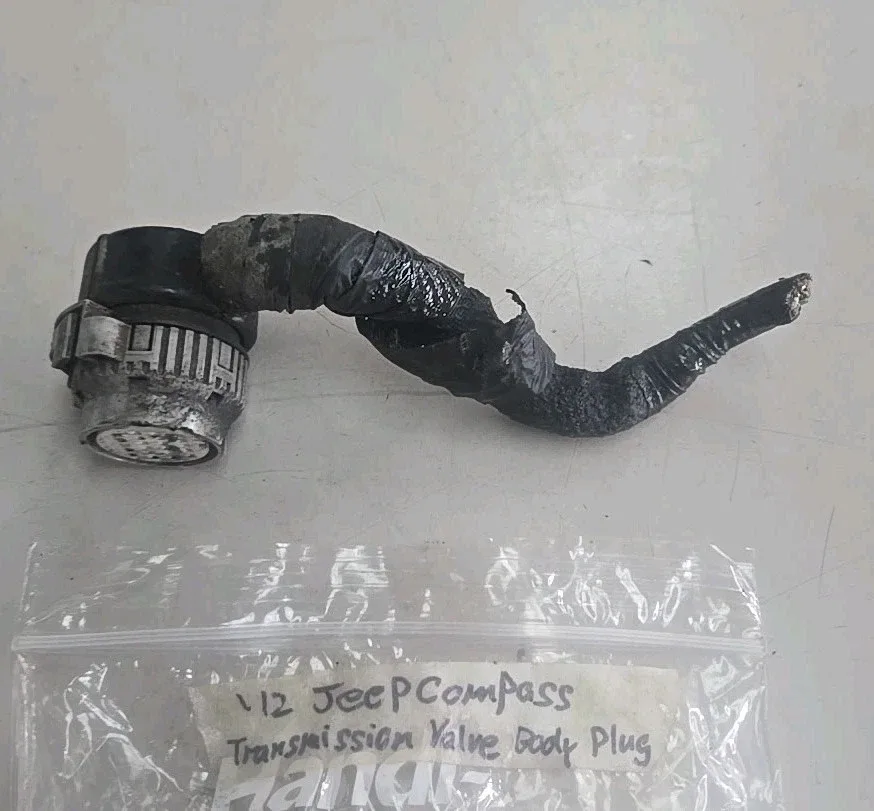2012 Jeep Compass Transmission Valve Body Plug