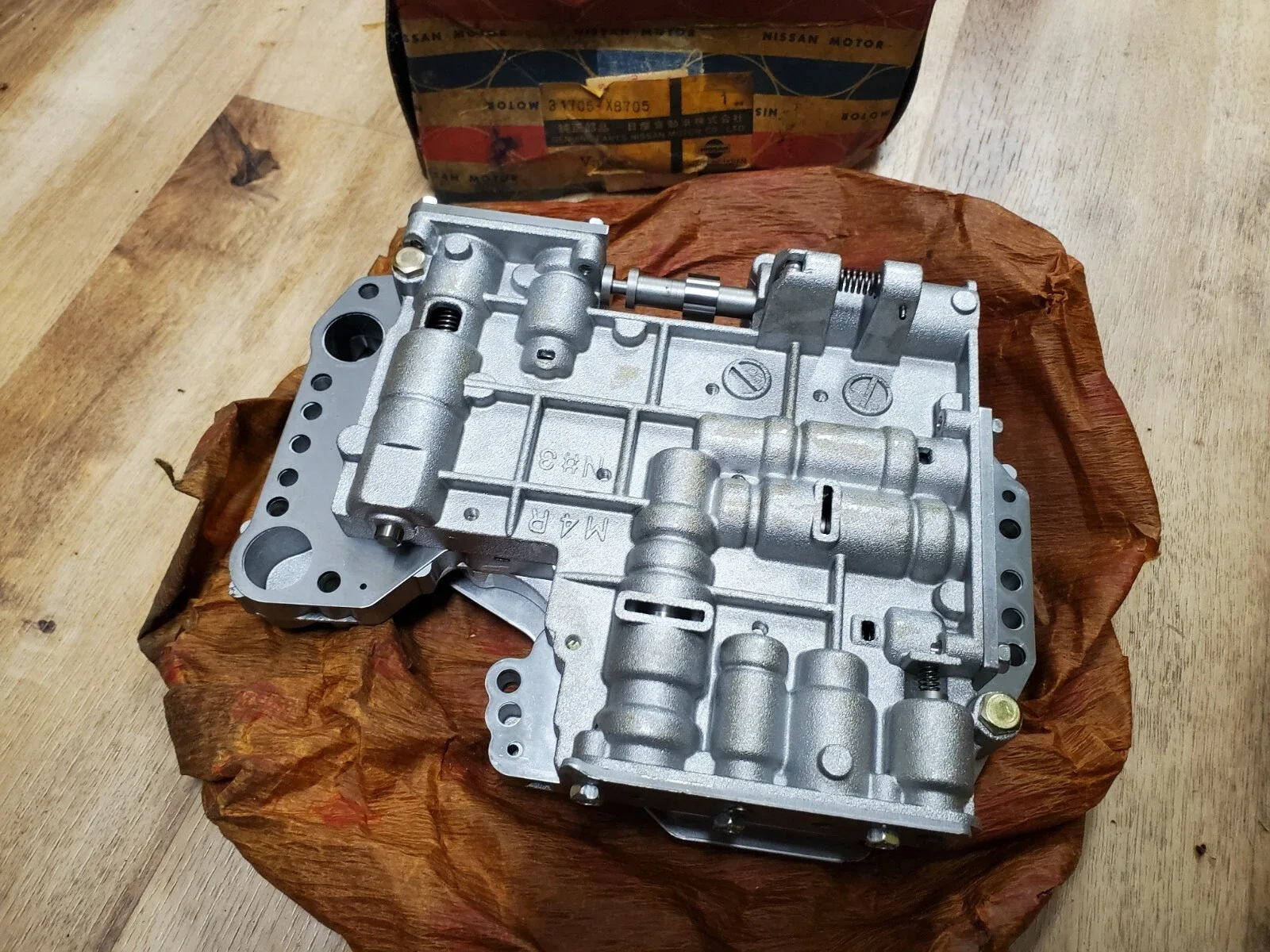 1982-1984 Datsun 810 2.8L LD28 Automatic Transmission Valve Body - 31705-X8705