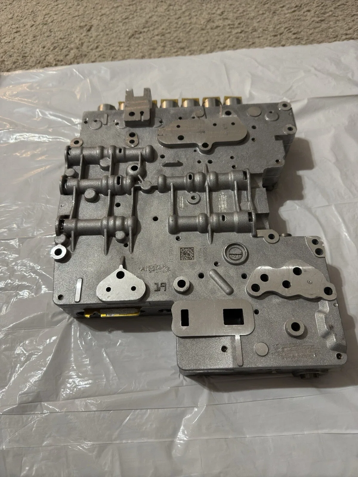 Ford 6R80 Valve Body FL3P-7Z490-CA (Used) image 2