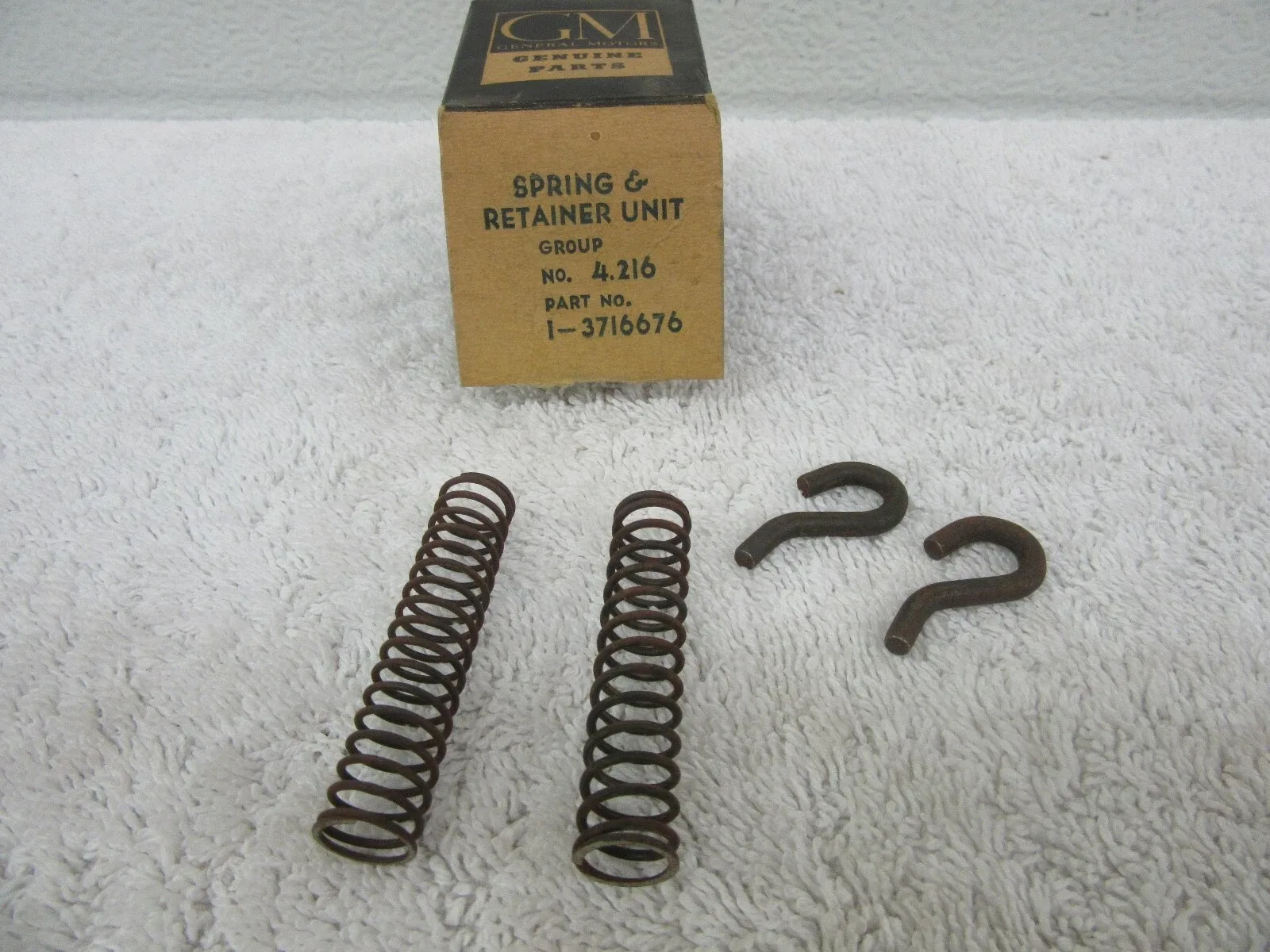 1955 Corvette Cushion Valve Spring & Retainer Unit 3716676