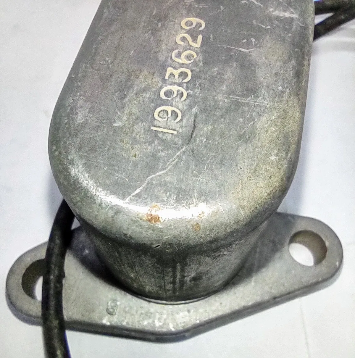 1964-65 Olds, 1964 Buick & Pontiac Detent Body Solenoid Valve - Delco Remy 1993629 image 4