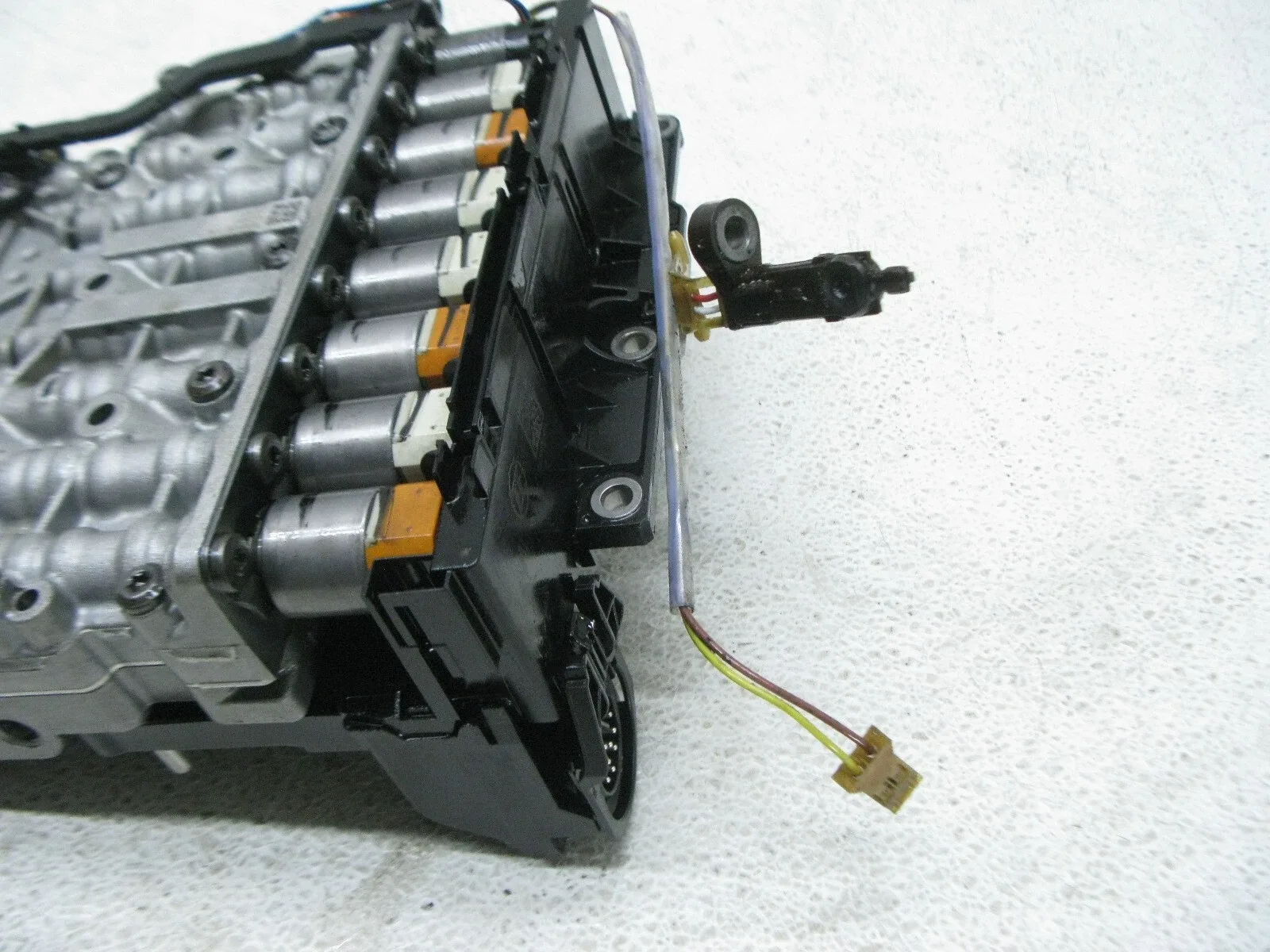 2014-2018 BMW F30 328i / 428i / X3 / X4 Mechatronic Transmission Valve Body - 1090128334 image 3