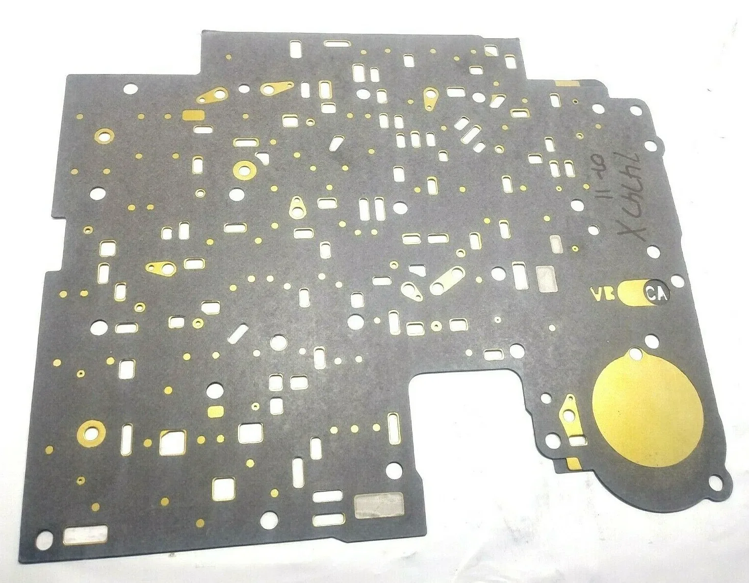 2007-2011 4L60E Valve Body Separator Plate MPN 74747X image 4