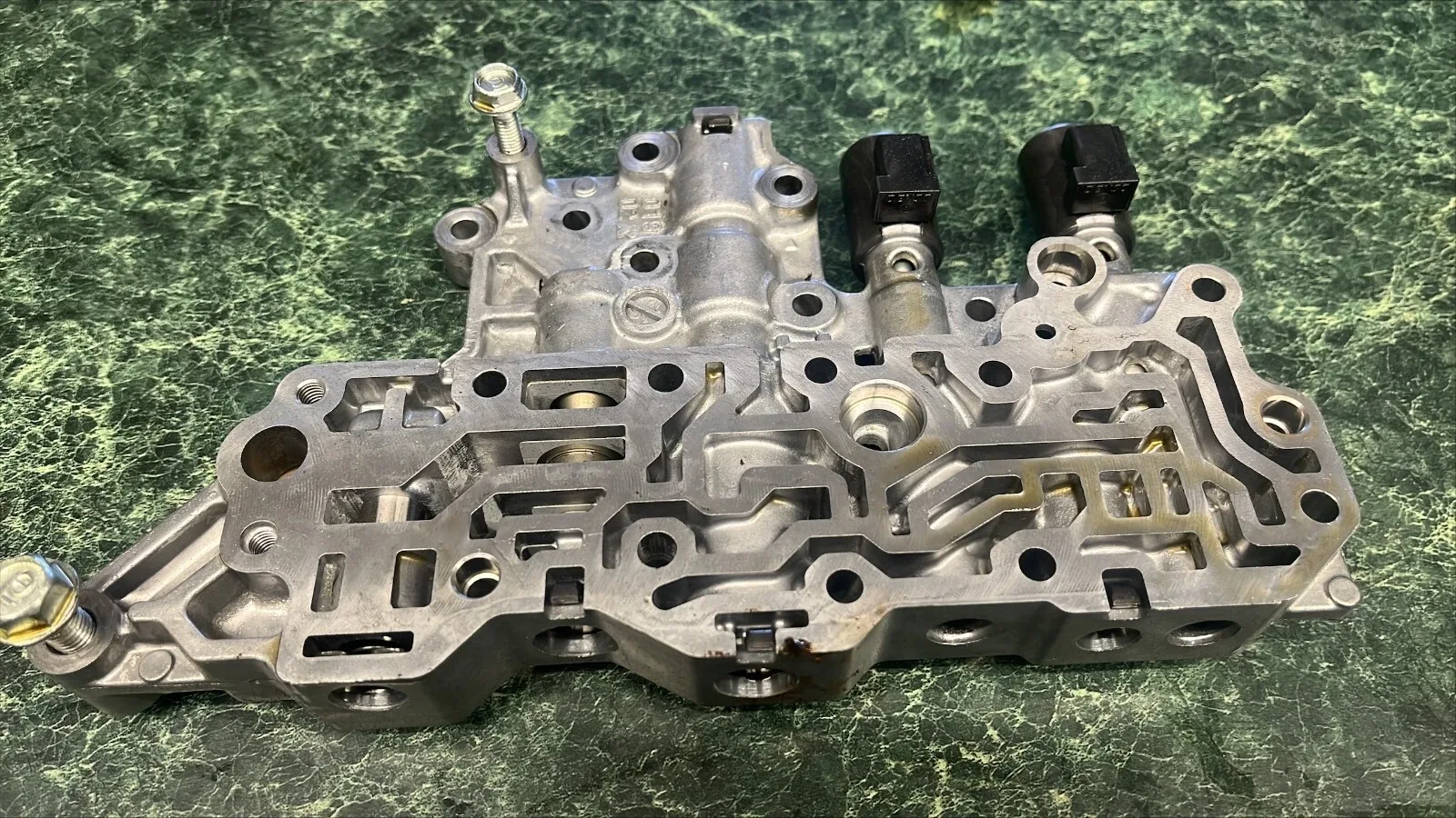Honda CVT BLJA Middle Valve Body Assembly with Solenoids