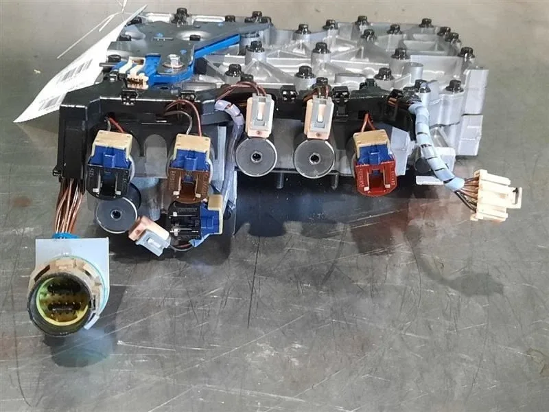 2016 Chevrolet Silverado 3500 Transmission Valve Body Assembly - 400-05274 image 2