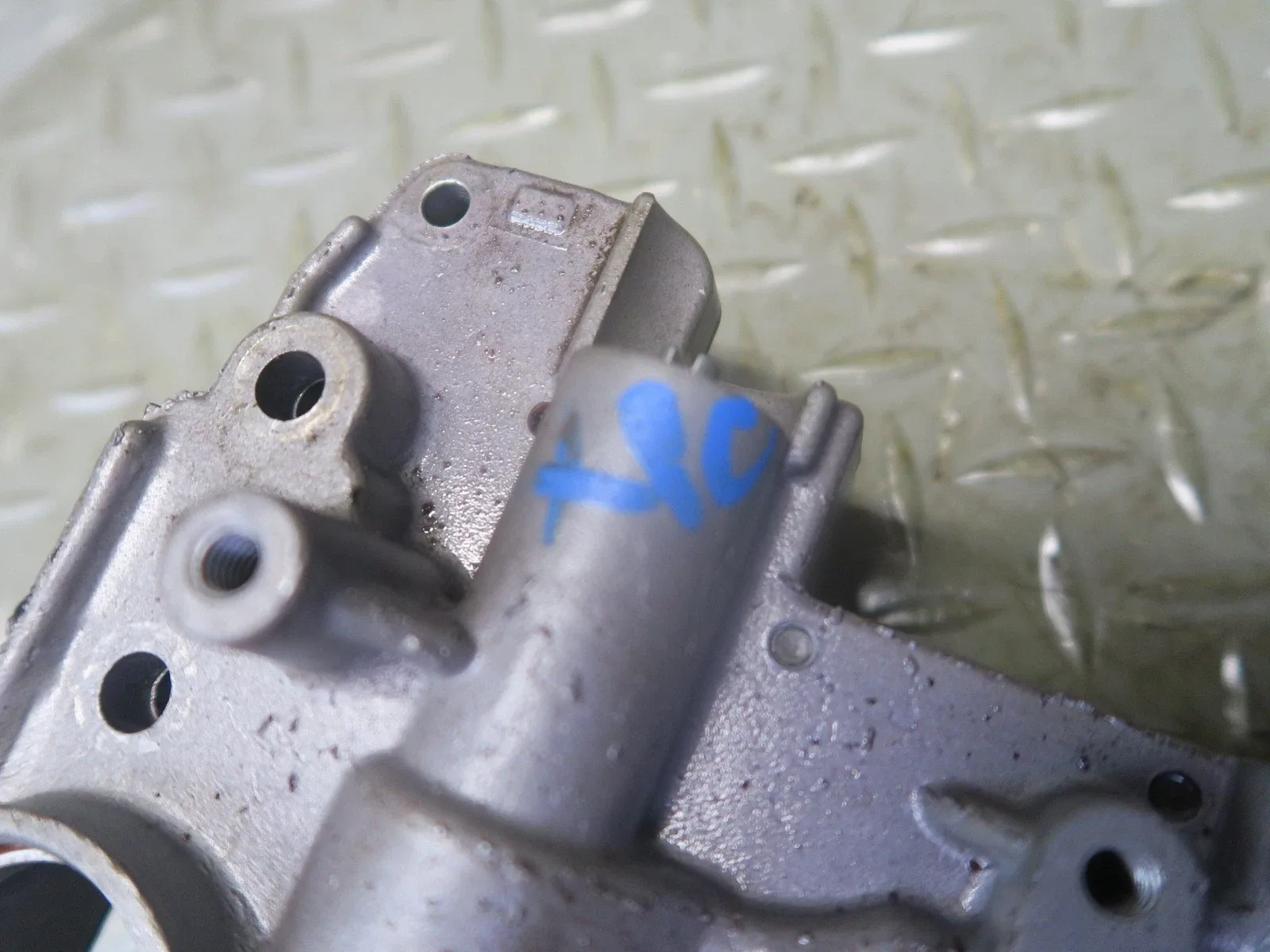 2008-2010 Porsche Cayenne (957) Turbo Transmission Valve Body Mechatronic A48.52 image 2