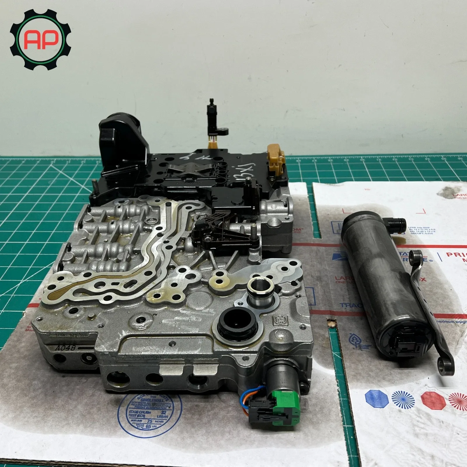 2013-2015 Jaguar XJ 3.0L RWD 8-Speed Automatic Valve Body OEM image 3