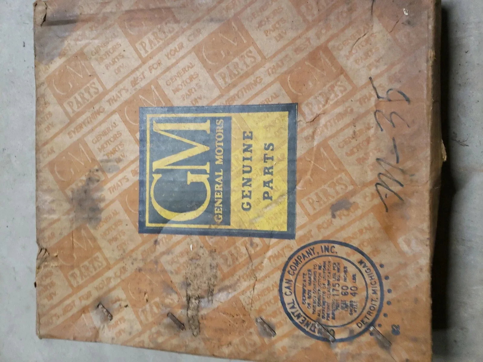 NOS GM 3819472 TRANS LOWER VALVE BODY ASSEMBLY image 2