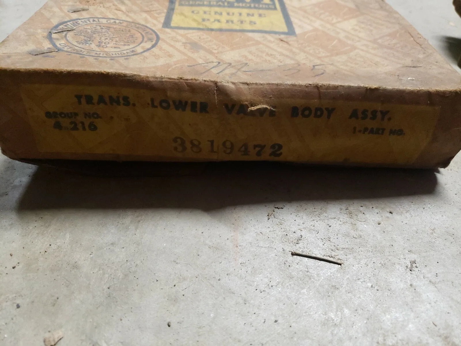 NOS GM 3819472 TRANS LOWER VALVE BODY ASSEMBLY