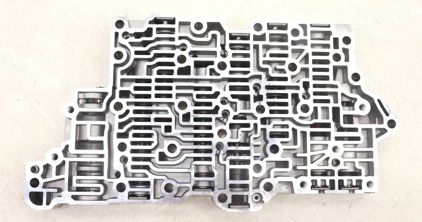 NEW OEM GM 6T Auto Trans Upper Valve Body 19353726 Chevrolet GMC Buick 2009-2013