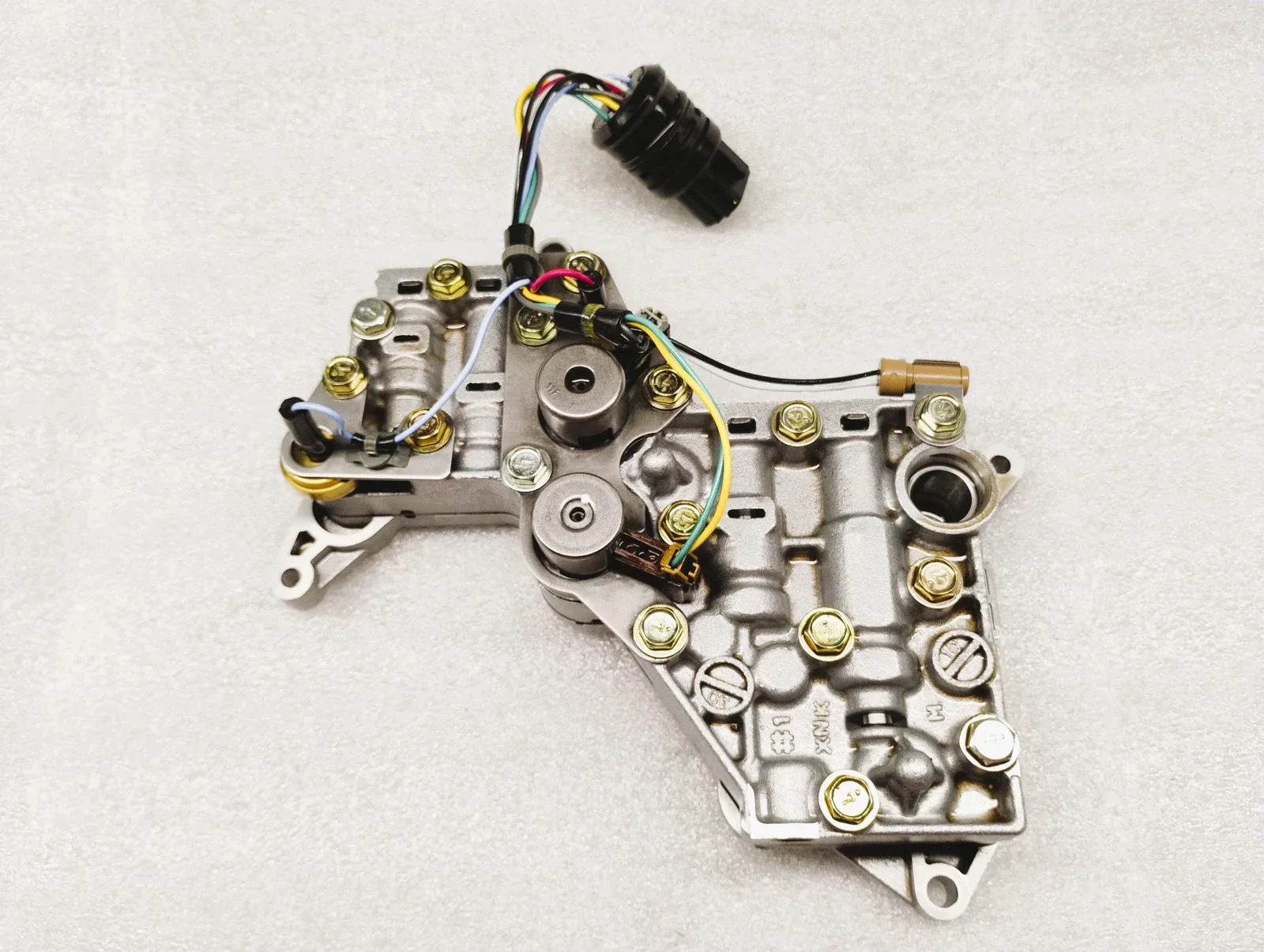 2004-2015 Nissan Armada / Pathfinder & Infiniti QX56 Transfer Case Control Valve 31705-7S110
