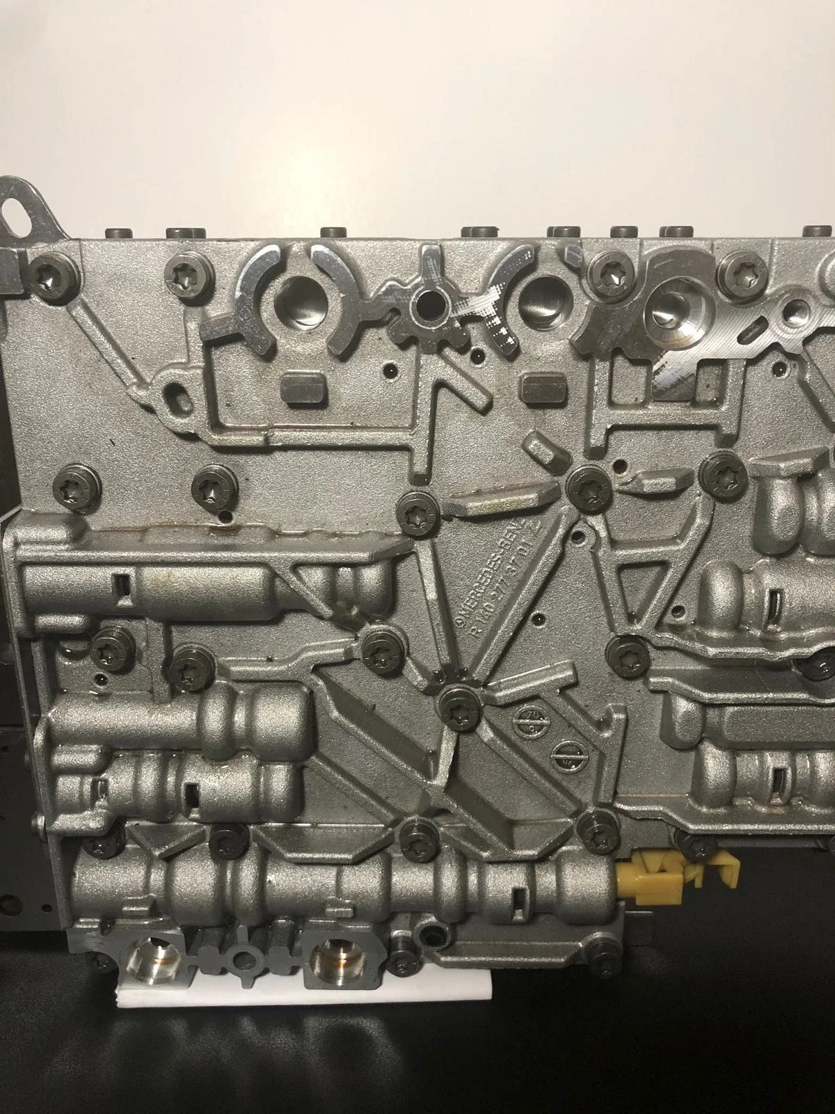 Mercedes-Benz 722.6 5-Speed Transmission Valve Body / TCU R2112770101 image 2