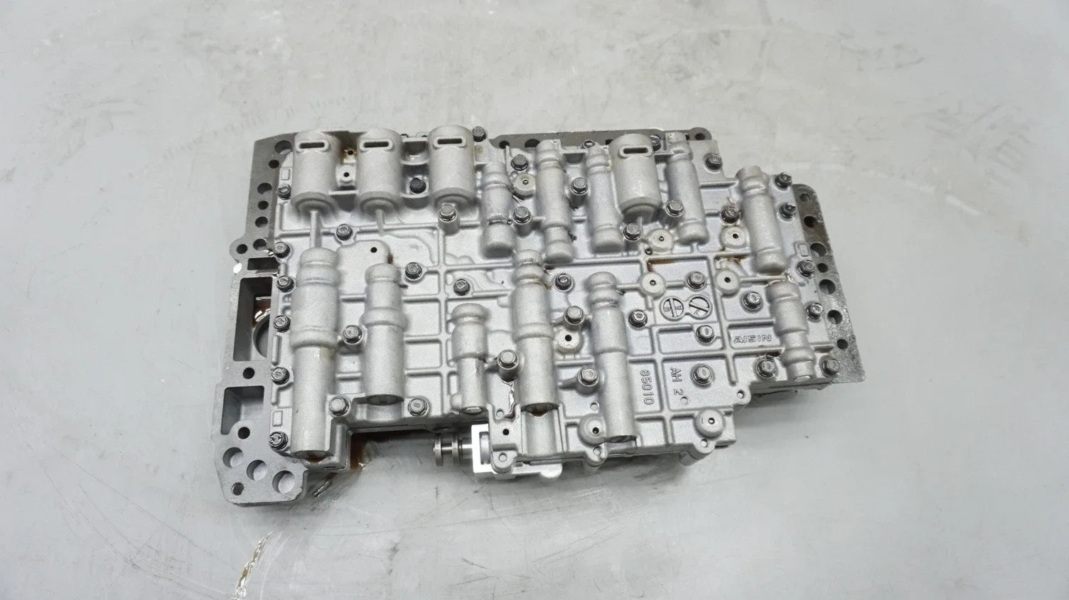 2011-2015 Audi 4L Q7 Transmission Valve Body Mechatronic 0C8325039 OEM image 2