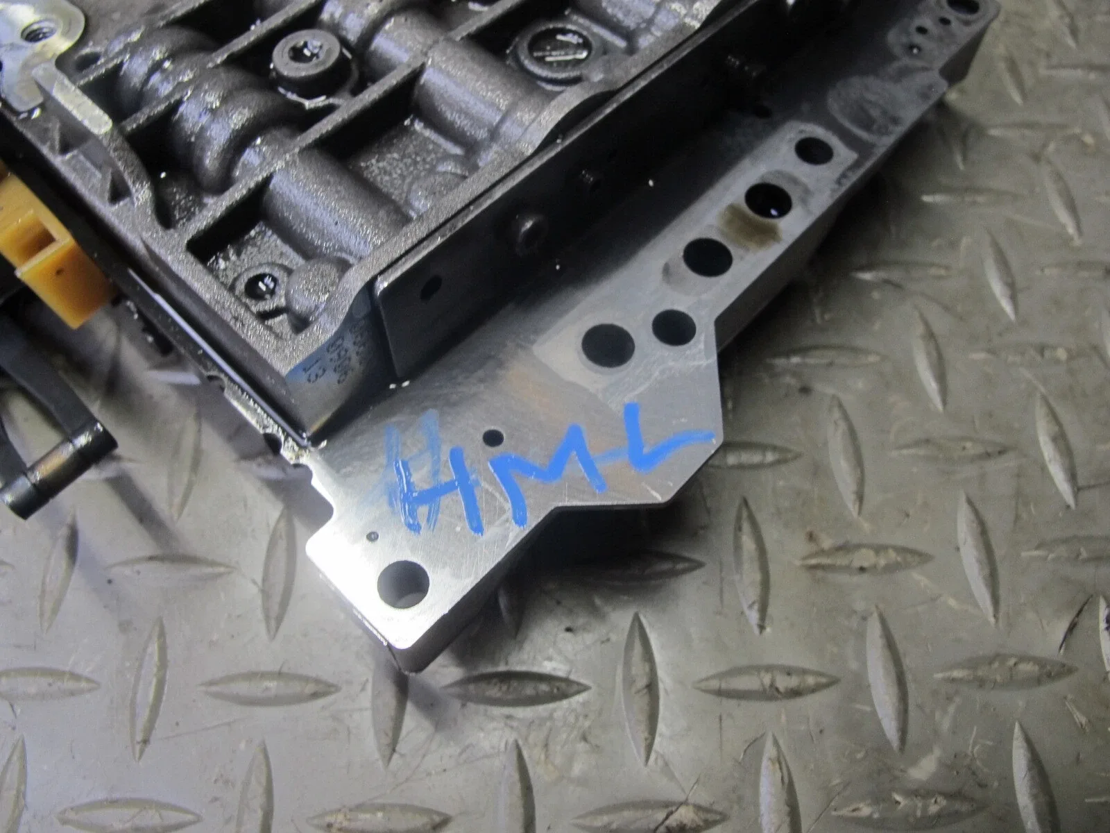07-11 MERCEDES W164 ML63 AMG 722.907 TRANSMISSION VALVE BODY MECHATRONIC OEM image 2