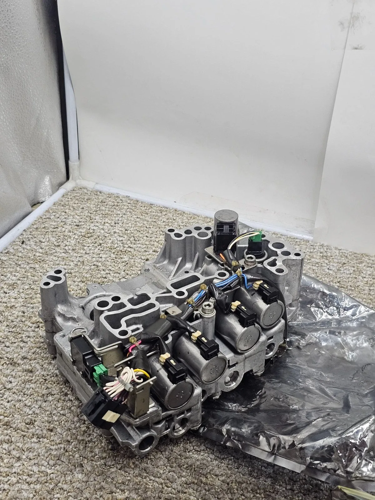 Transmission Valve Body With Solenoids for Nissan Sentra Note Versa M25X052306 image 3