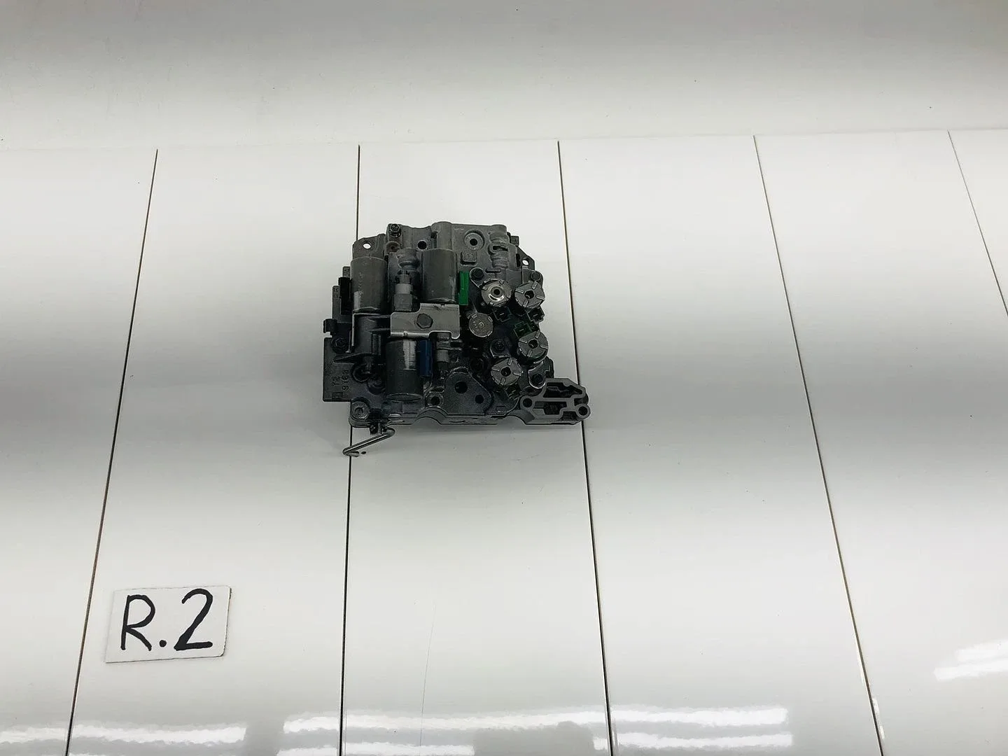2004 VOLVO XC90 2.5L L5 GAS ENGINE AUTOMATIC TRANSMISSION VALVE BODY OEM