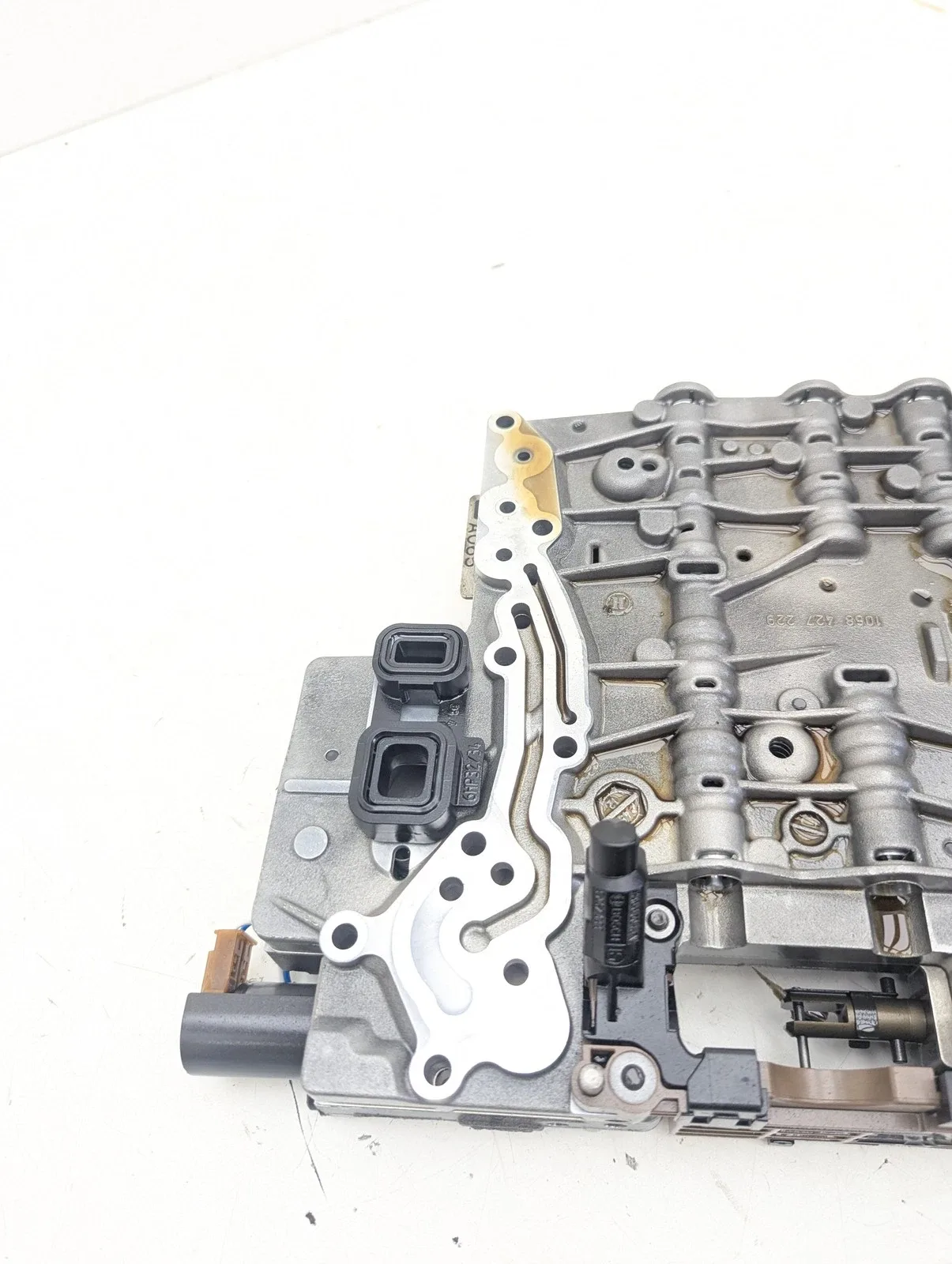 2011-2014 BMW X5 / X6 8HP70 Transmission Valve Body Mechatronic - 24345A13125 image 3