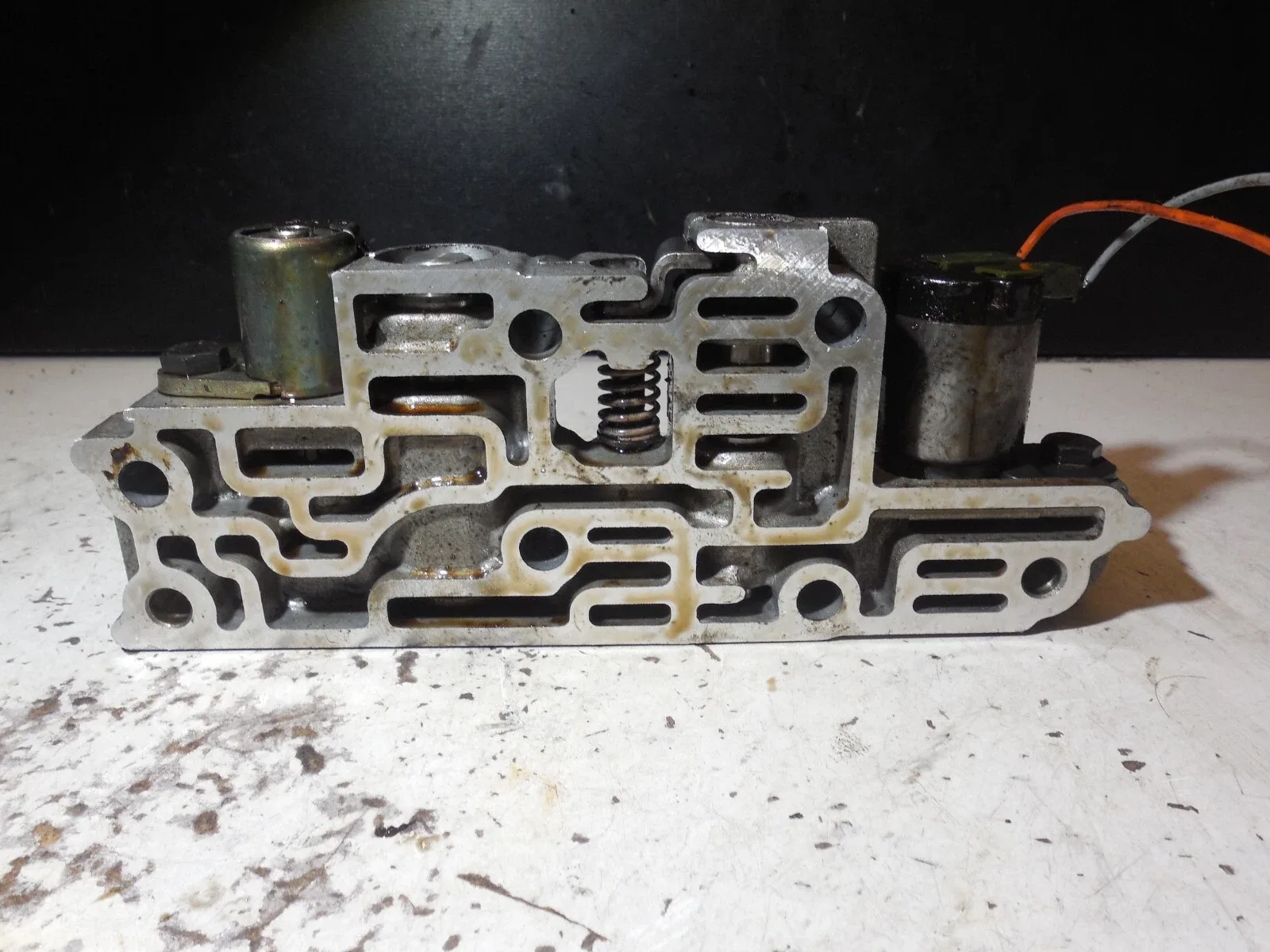 BMW Z3 E36 / 328i / 325i Auxiliary Transmission Valve Body - GM 96023377