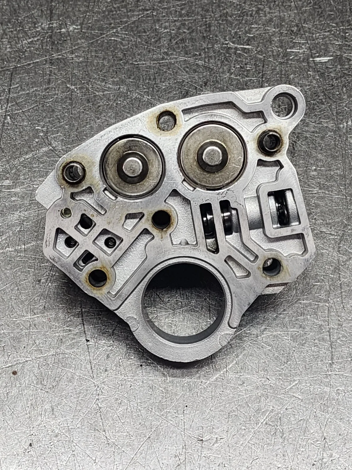 Honda 4-Speed Transmission Valve Body / Accumulator Cast# P7X image 3