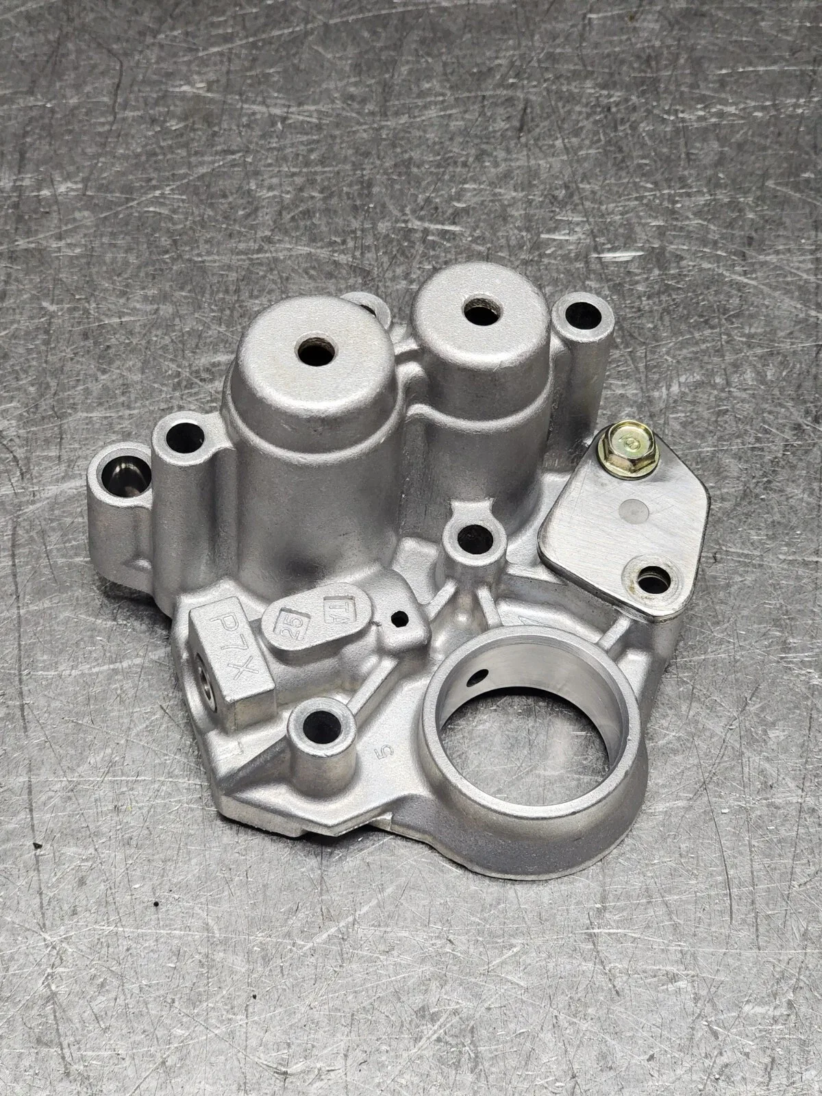Honda 4-Speed Transmission Valve Body / Accumulator Cast# P7X