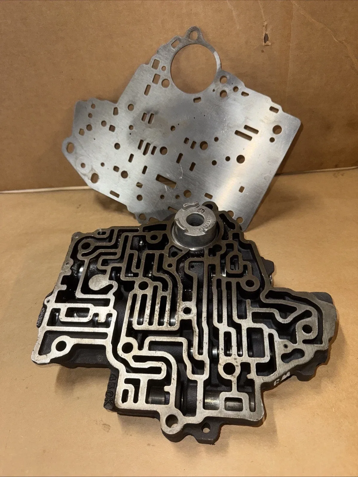 GM 400 Valve Body with '82-Up Late Plate (Used)
