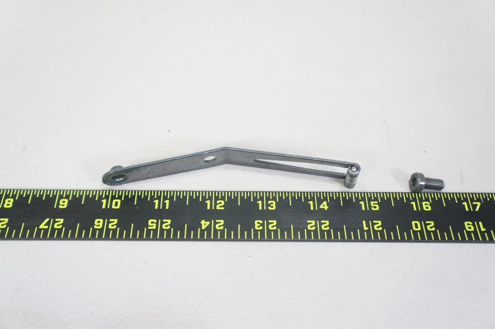mercedes clk sl e 722.9 automatic transmission valve body selector Guide Bracket image 4