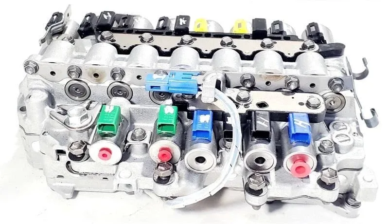 2023 Volvo S90 AWD Valve Body 2.0L - P/N 405 image 4