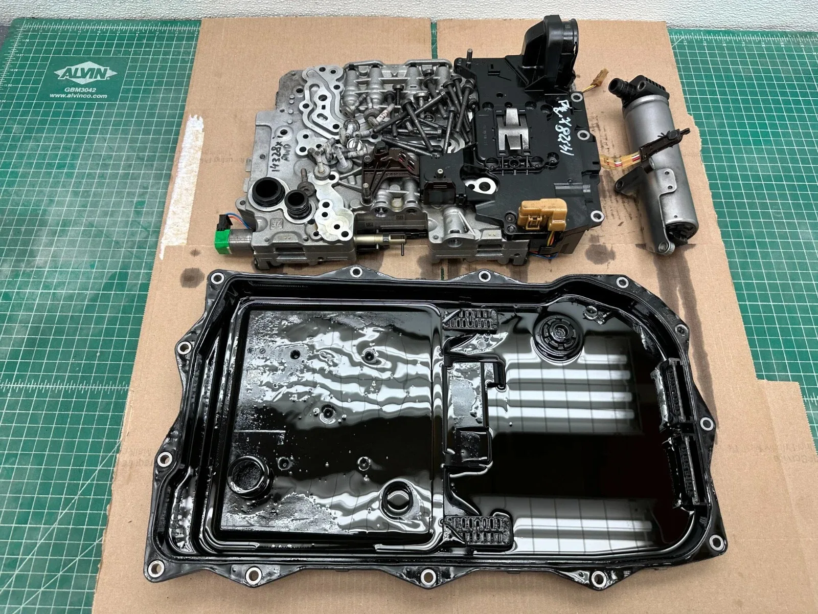 2014 BMW 328i xDrive 8HP-45x AUTOMATIC TRANSMISSION CONDUCTOR PLATE VALVE BODY