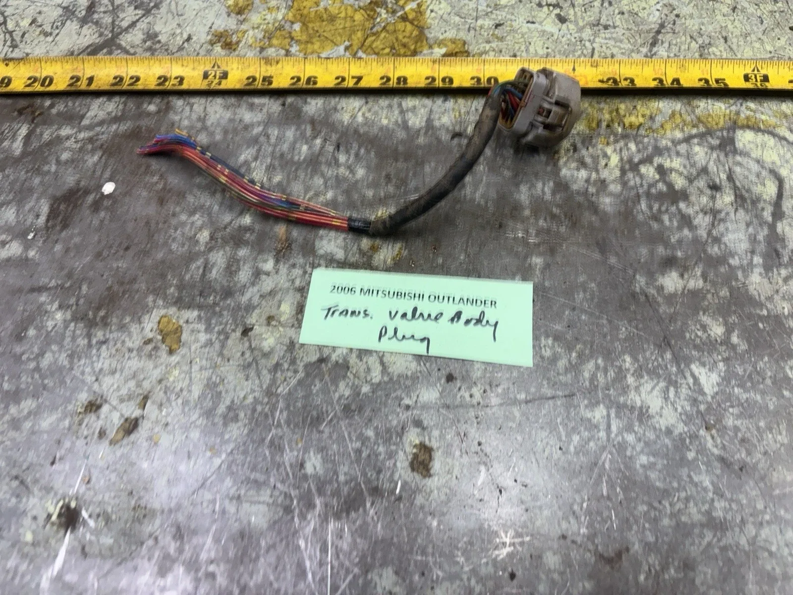 05-06 OUTLANDER FWD Transmission Valve Body Wiring Connector
