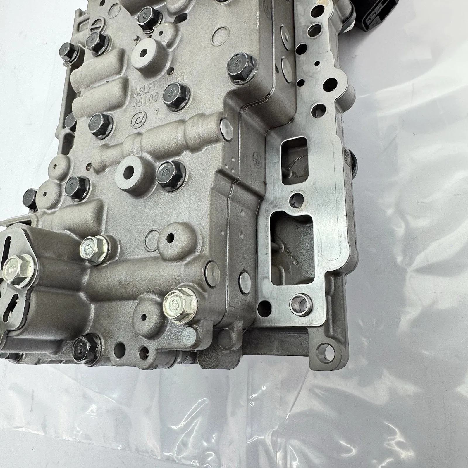 2022-2024 Hyundai Tucson 2.5L Automatic Valve Body 46307-4G100 image 4