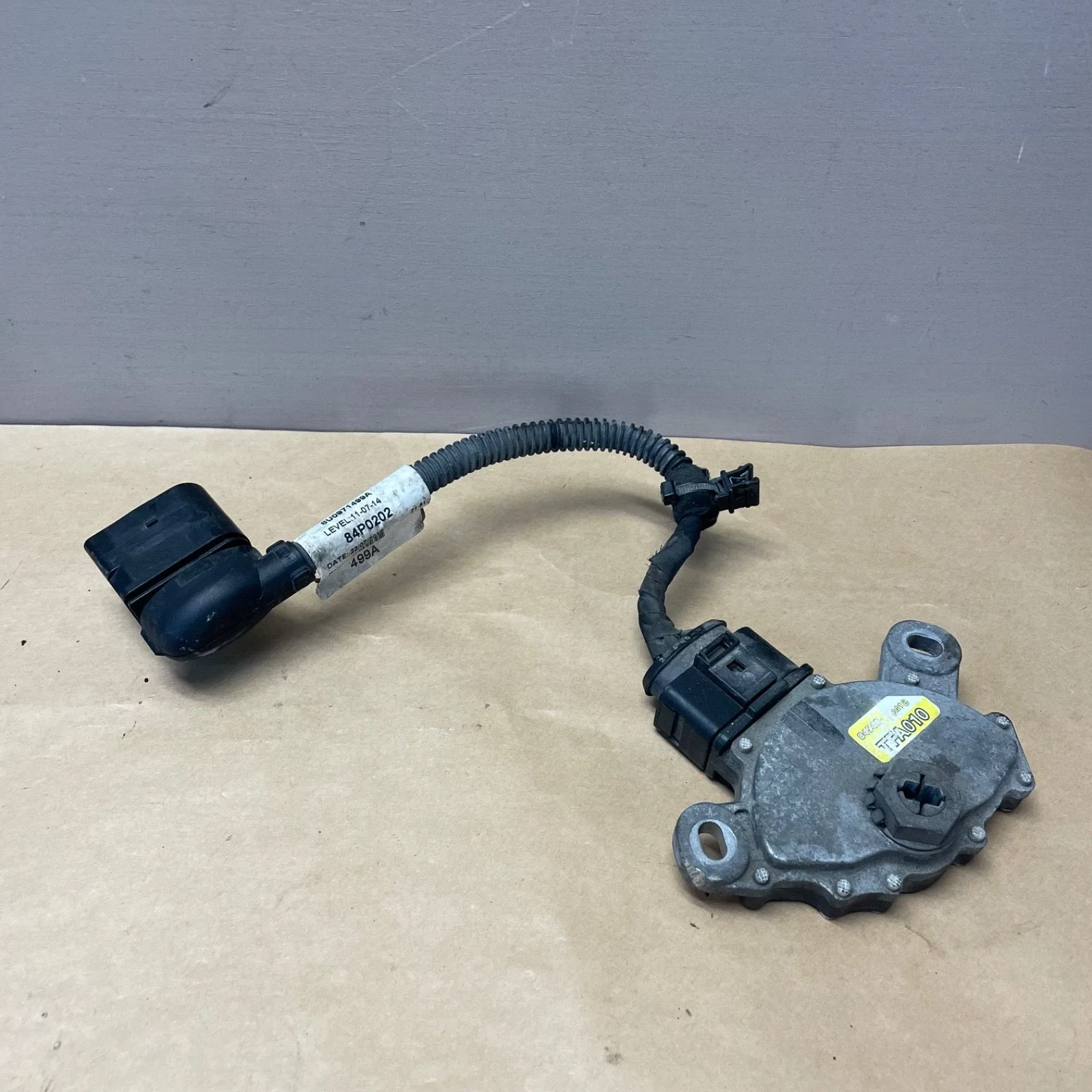 CAYENNE TOUAREG AUDI Q3 TRANSMISSION GEAR POSITION NEUTRAL SAFETY SWITCH SENSOR