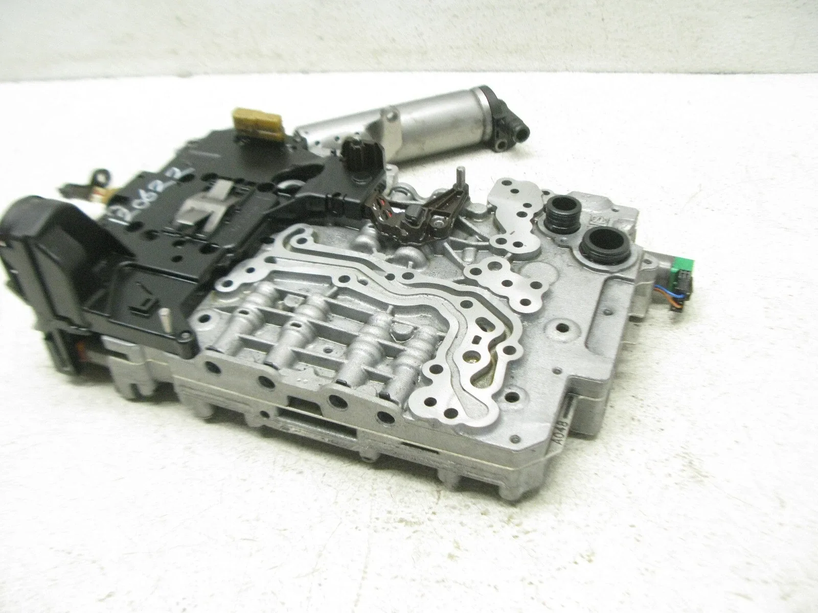 13-19 BMW F07 550i GT 650i 750i ALPINA B7 AUTOMATIC TRANSMISSION VALVE BODY 12 image 3
