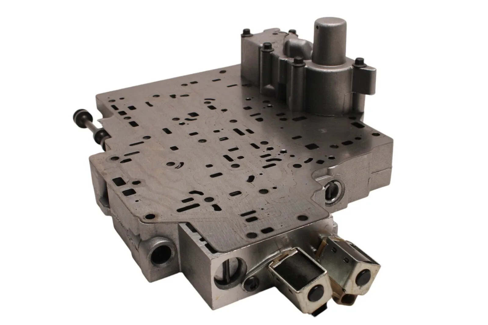 34740D - 4L80E 4L85E, VALVE BODY, 4 SOLENOID, SCREW IN SENSOR, CAST: 8676811