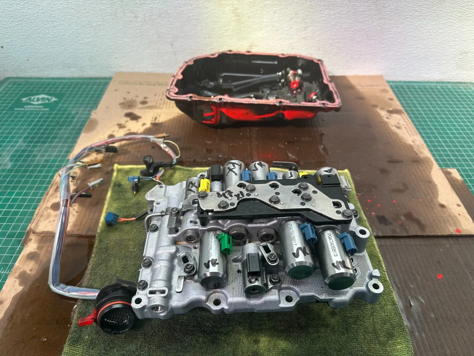 2017 BMW X1 sDrive GA8F22AW AUTOMATIC TRANSMISSION CONDUCTOR PLATE VALVE BODY
