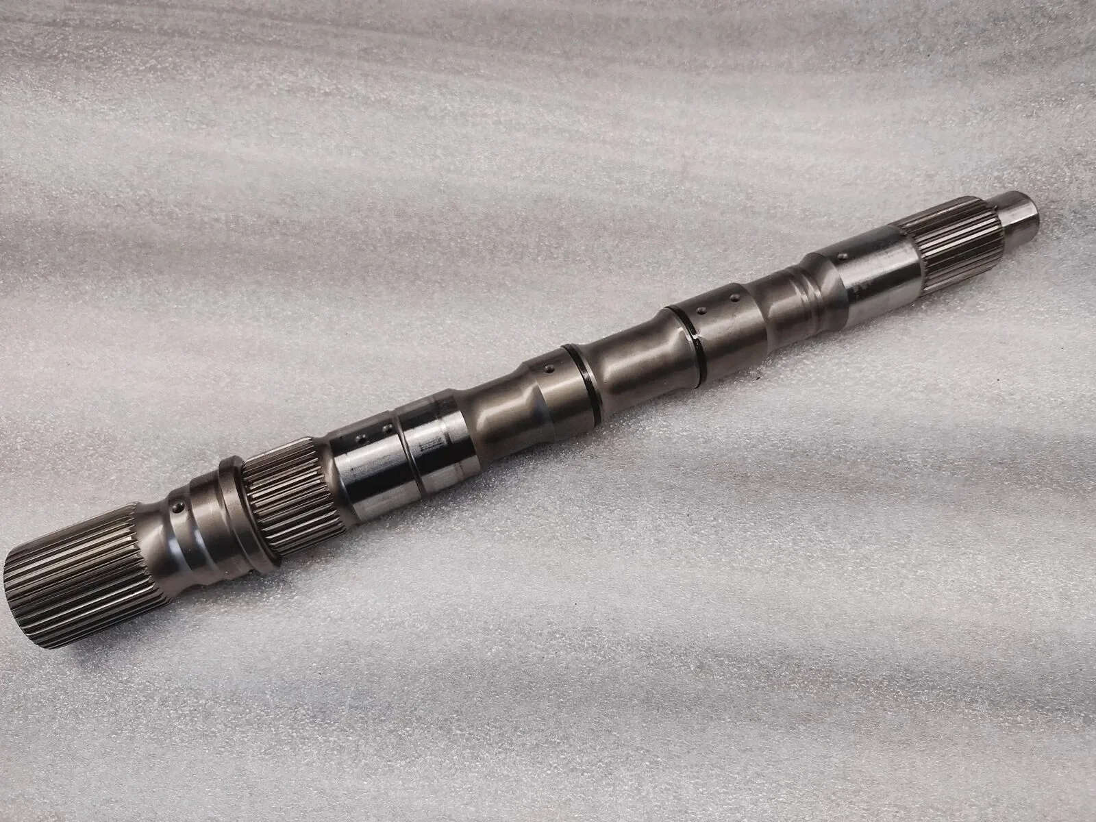 RE7R01B JR711E Automatic Transmission Output Shaft Nissan Infiniti 5.6L See Desc