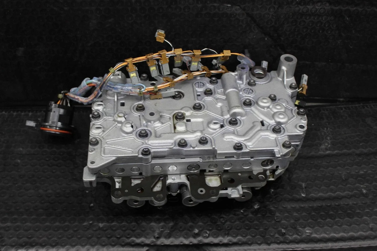 01-05 LEXUS UZZ40L GS430 SC430 A650E TRANSMISSION VALVE BODY MECHATRONIC OEM