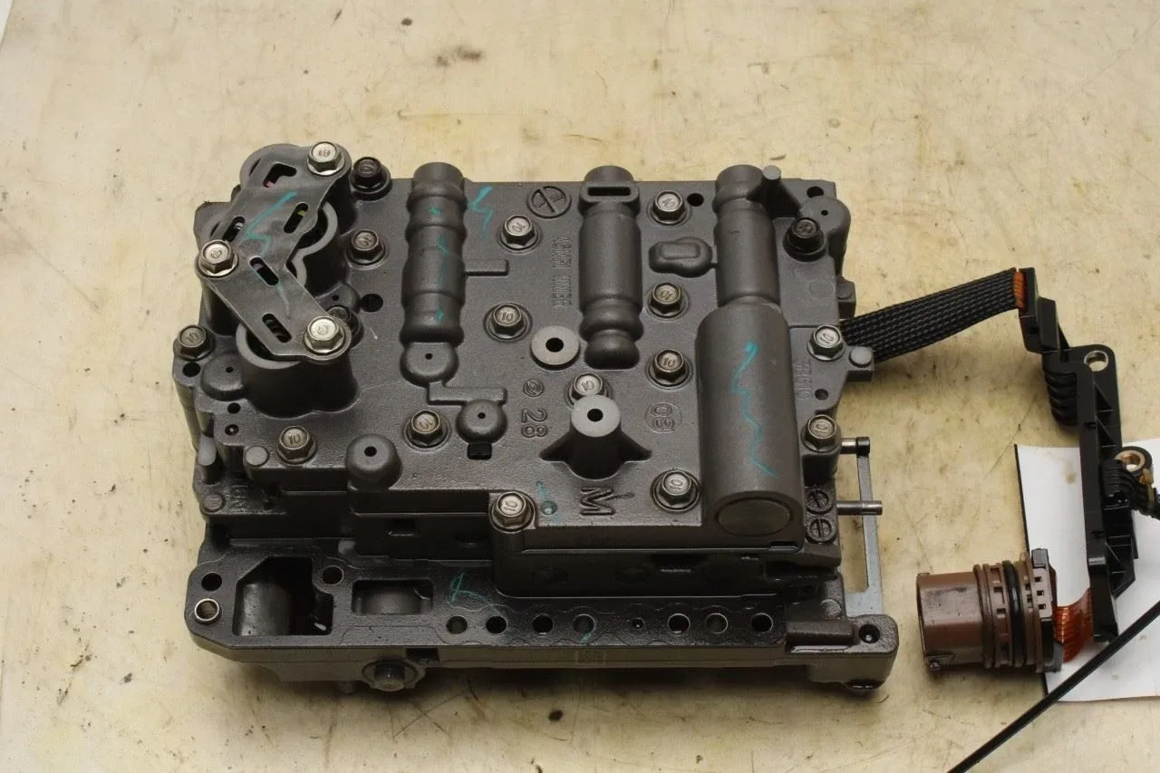 15-20 Kia Optima LX 2.4L FWD 6-Spd Auto Transmission Valve Body 69K 46210-3B800 image 2