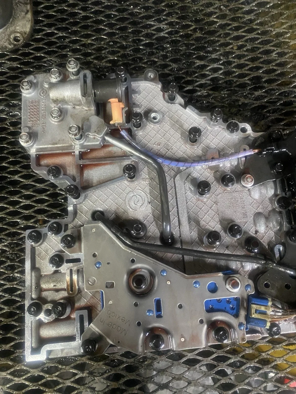 Allison 1000 (LMM Duramax) Valve Body ML6W18 image 2