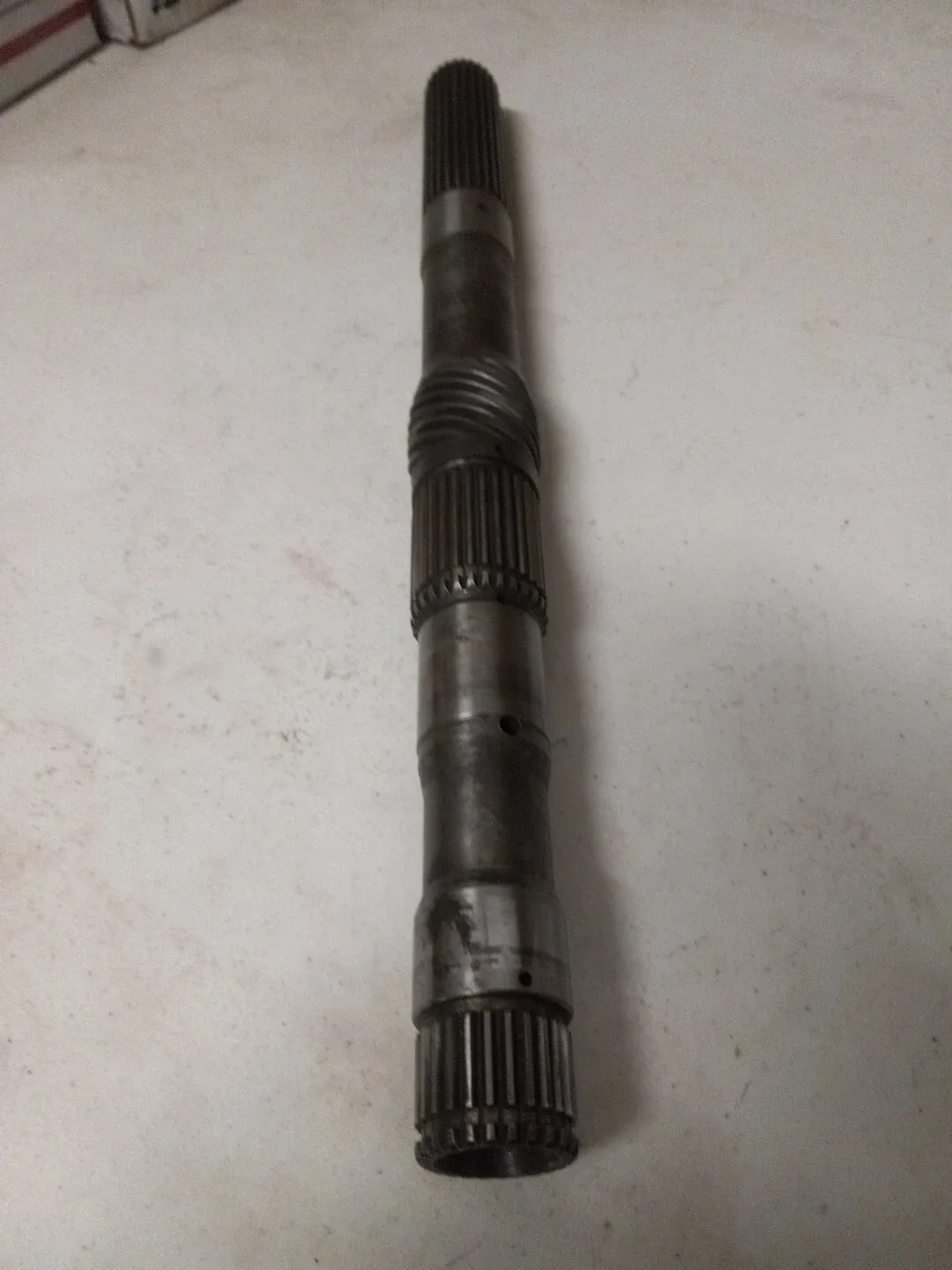 TH 350 OUTPUT SHAFT FOR SHORT TAIL HOUSING PASS CAR
