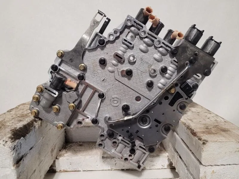SILVRDO25 2004 Transmission Valve Body 1453990