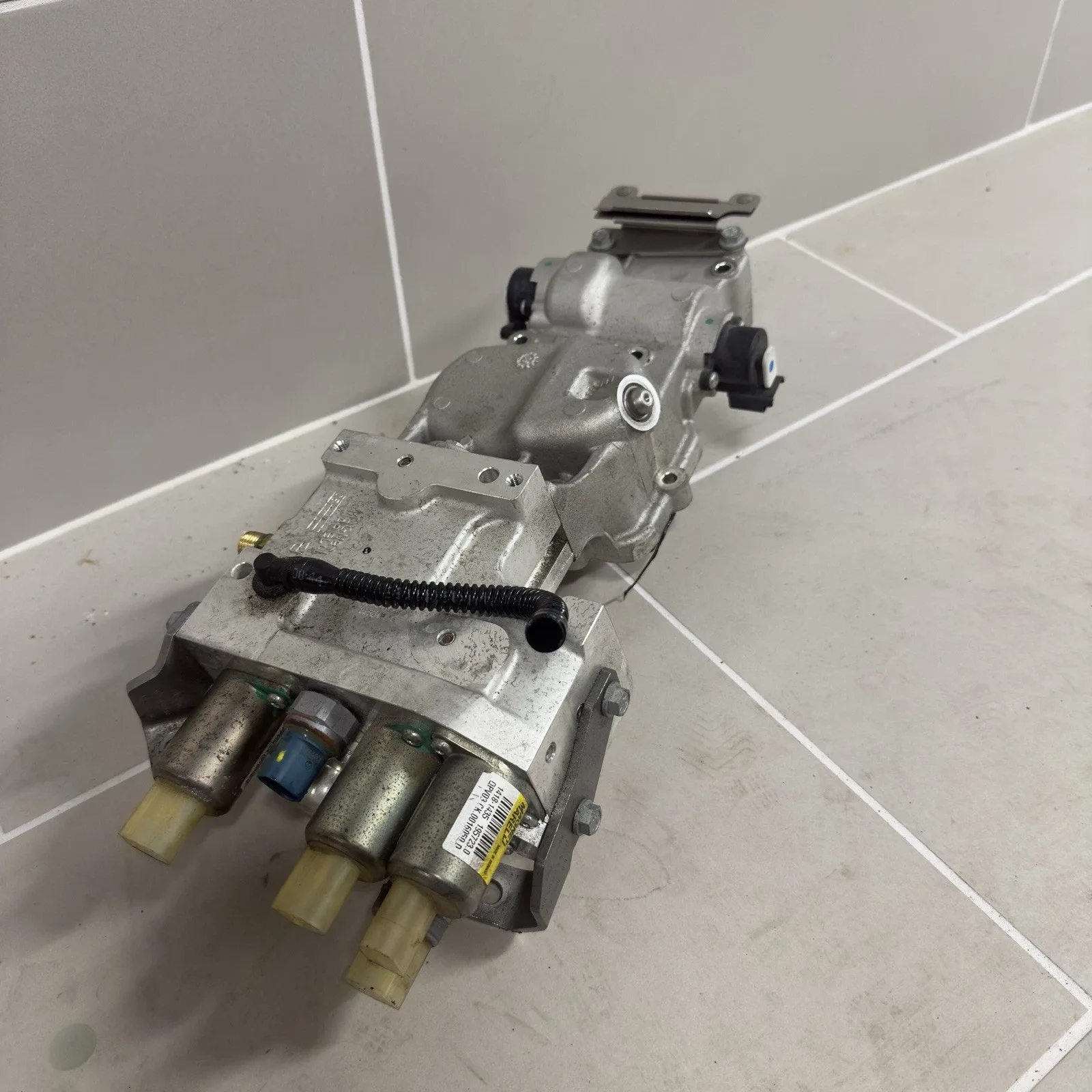 Audi R8 And LP Gallardo R-Tronic/E-gear Gear Actuator R8 2008-2012 OEM image 2