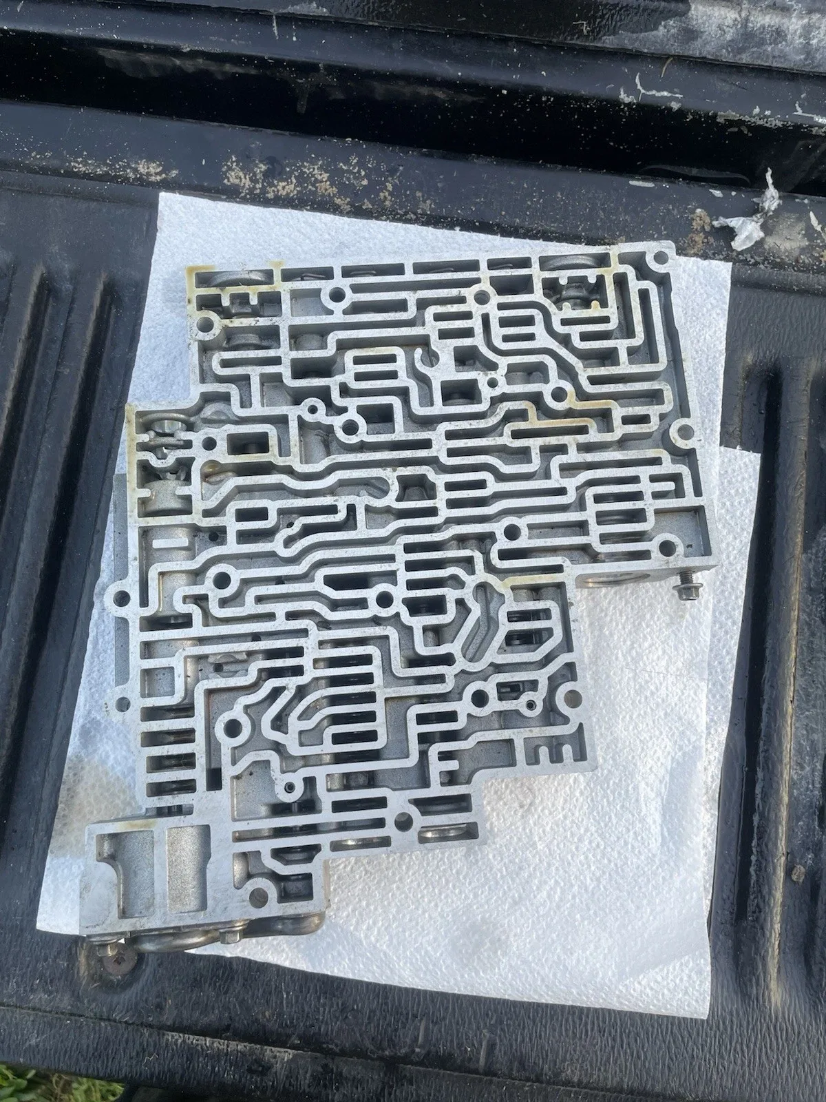 2005 GM 4L60 Valve Body Core image 3