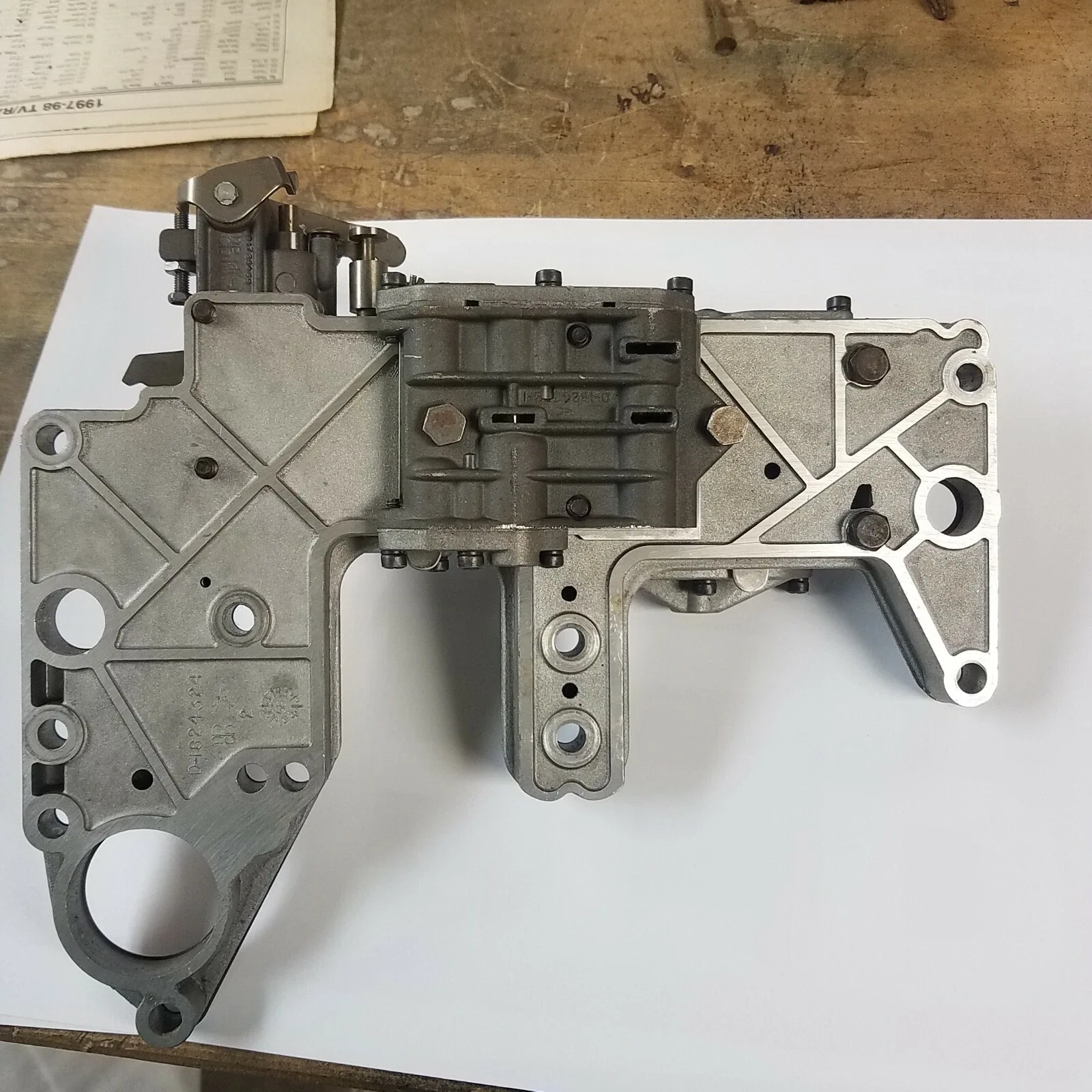 1950s Dodge Powerlite OMC Transmission Valve Body d1736469 / d-1824324