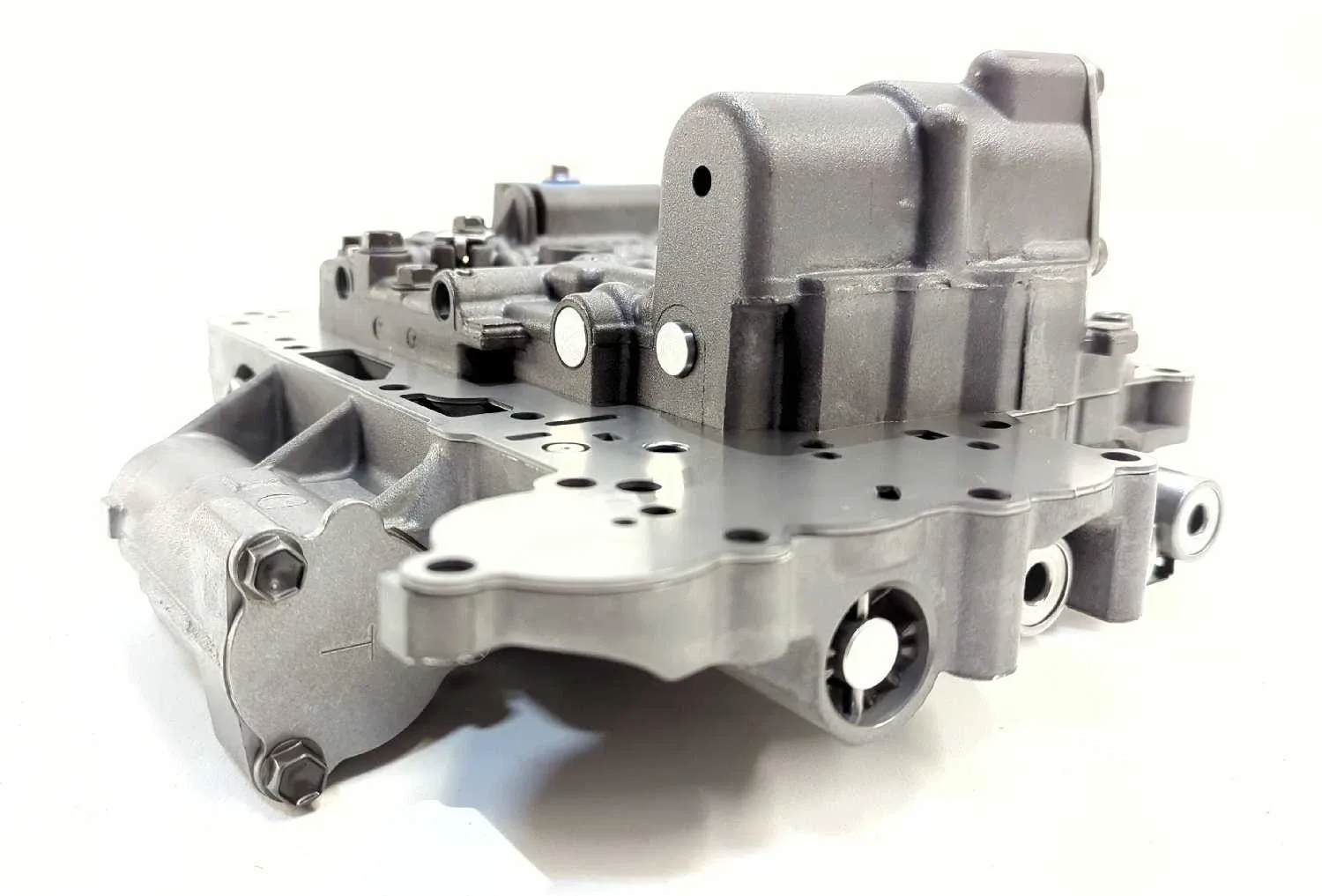 2003-2006 Toyota Matrix / Pontiac Vibe AWD Transmission Valve Body 35410-52171 image 4