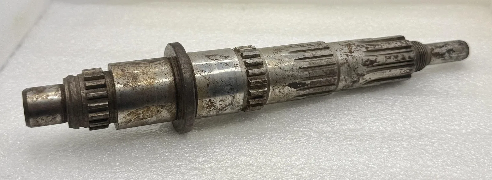 BMW 1502-2002tii 1500-2000CS E21 E12 4-Spd Manual Output Shaft 23211204527 NOS
