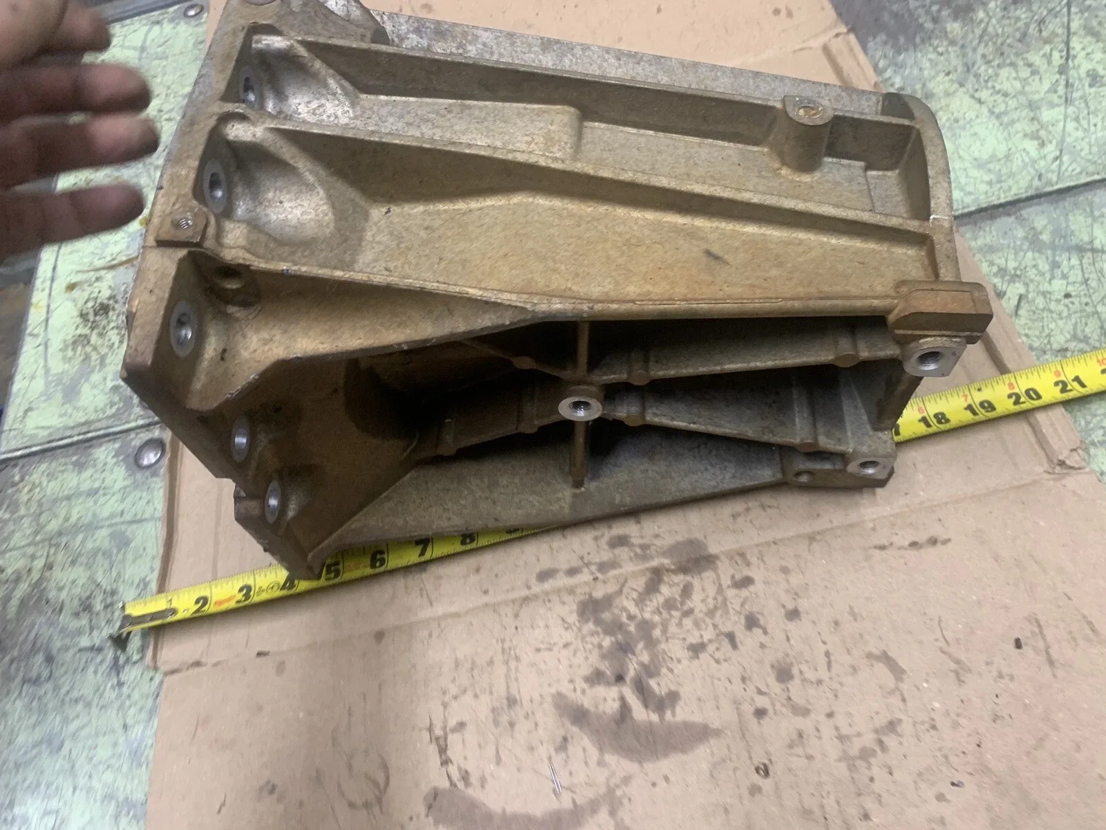 2006 LIBERTY 2 Wheel Drive  42RLE Tail Housing image 4