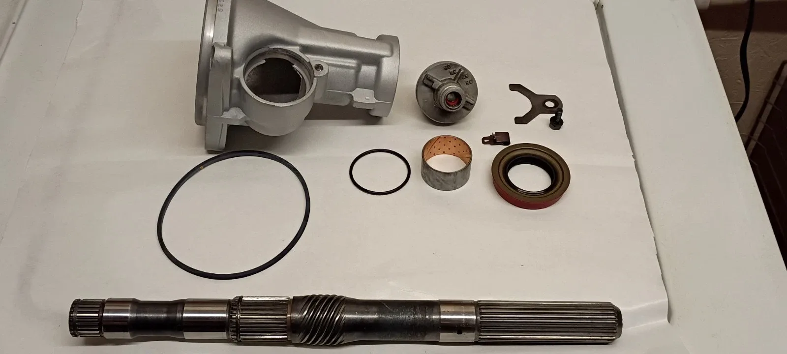 6" TH350 Ext. Housing  Output Shaft 15 1/2" New Bushing, Seals, Speedo Housing,