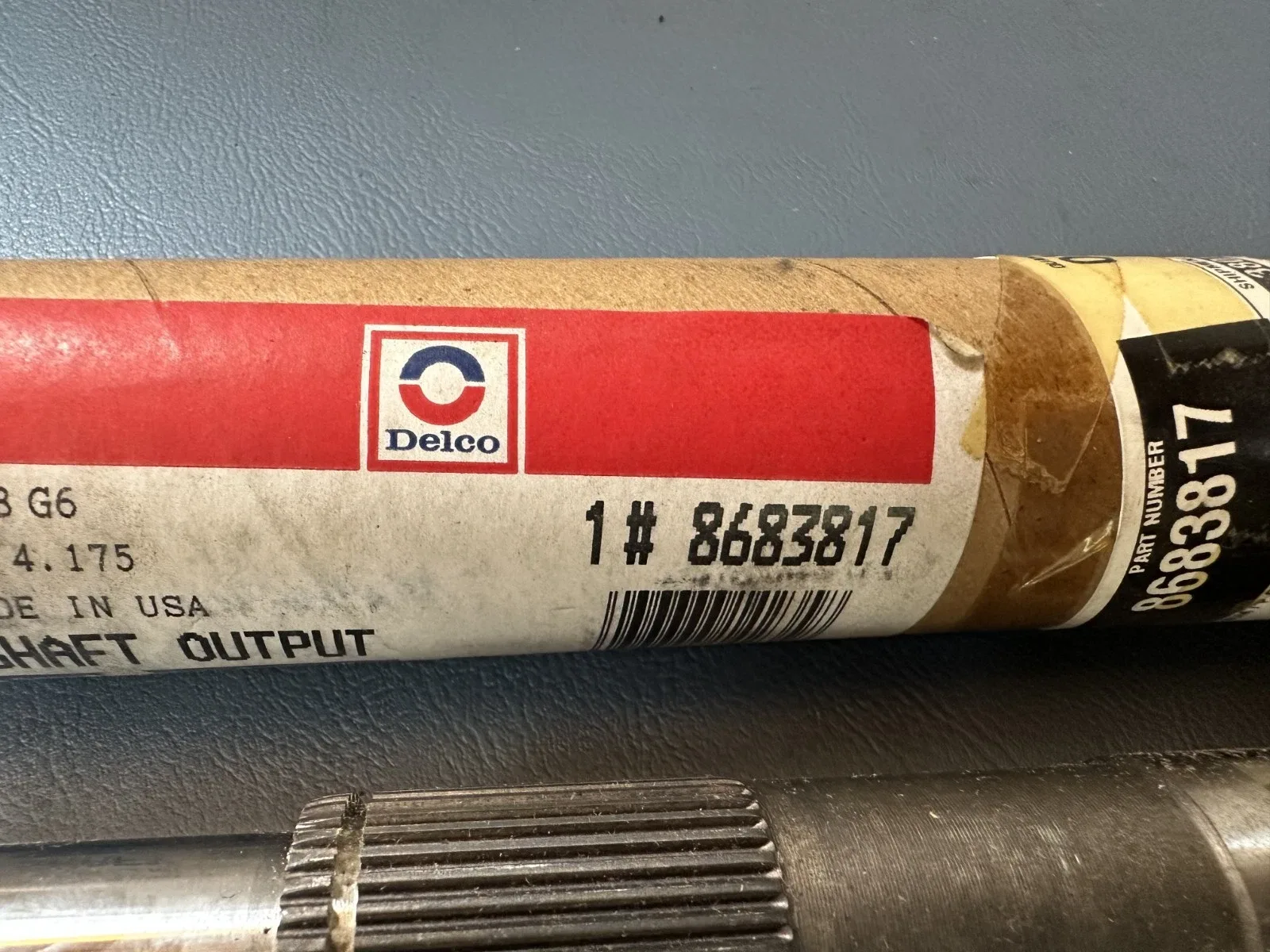 GM OEM NOS 8683817 Automatic Transmission 2WD Output Shaft 4L60E 4L65E 4L70E image 2